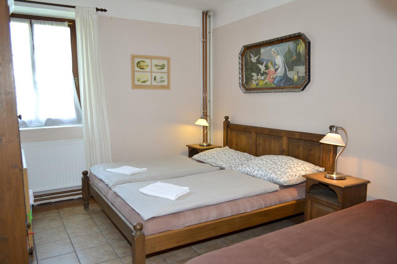 Apartamento Blazkuv Statek Malsice Exterior foto